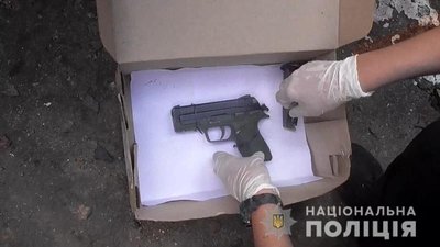 В Одесі двох чоловіків підозрюють у розбійному нападі на таксиста В Одесі двох чоловіків підозрюють у розбійному нападі на таксиста