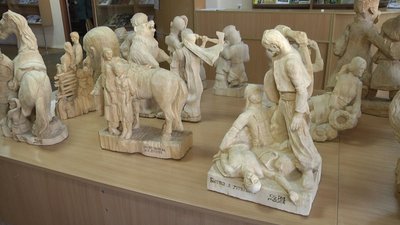 У Житомирі відкрилася виставка дерев'яних скульптур "Мій рідний край" Володимира Дерпача У Житомирі відкрилася виставка дерев'яних скульптур "Мій рідний край" Володимира Дерпача