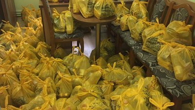 Жителі Чортківської громади отримали продуктові набори напередодні Різдва