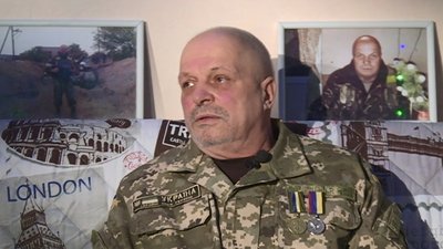 Історія двох військових, які допомагали "кіборгам". СУСПІЛЬНЕ | ЛЮДИ Історія двох військових, які допомагали "кіборгам". СУСПІЛЬНЕ | ЛЮДИ
