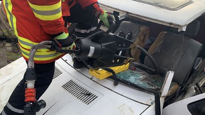 Закарпатські рятувальники отримали спеціальні аварійно-рятувальні машини