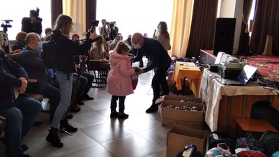 У Тернополі відбулася акція "Теплом зігріємо серця"