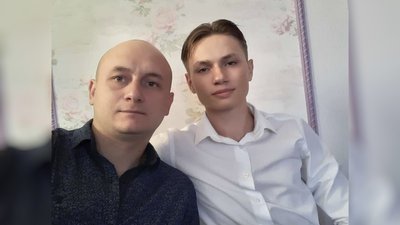 Дмитро Крошка з братом Антоном Дмитро Крошка з братом Антоном