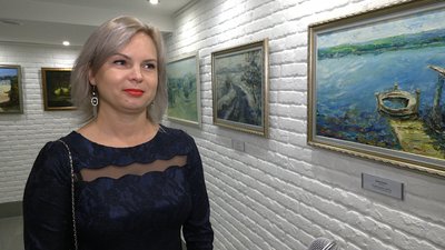 Реалізм, кубізм та абстракція: у рівненському "Євро-арті" виставка місцевої художниці Реалізм, кубізм та абстракція: у рівненському "Євро-арті" виставка місцевої художниці