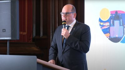 "Україна переможе, проте що буде після?". Європейці на Київському форумі обговорюють відбудову країни