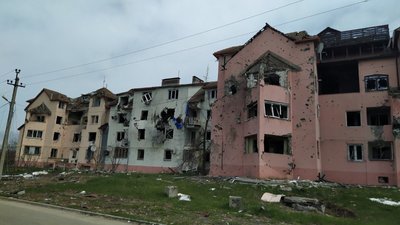 "Хтось на пошті написав "Морг", туди зносили тіла": маріуполець у Луцьку розповів, як РФ знищувала місто "Хтось на пошті написав "Морг", туди зносили тіла": маріуполець у Луцьку розповів, як РФ знищувала місто