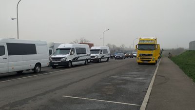 Як працюють міжнародні пункти пропуску на Волині Як працюють міжнародні пункти пропуску на Волині