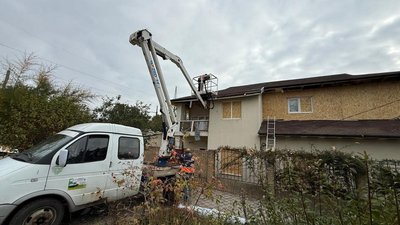 комунальники закривають вікна
