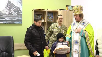 На Миколаївщині дітей загиблих військових привітали з Днем Святого Миколая