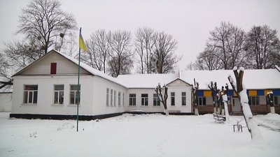 У Довбиській спеціальній школі-інтернаті на Житомирщині працівникам боргують зарплату У Довбиській спеціальній школі-інтернаті на Житомирщині працівникам боргують зарплату
