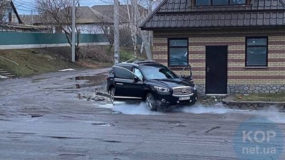 На Кіровоградщині зіткнулися три автівки. Серед травмованих двоє дітей На Кіровоградщині зіткнулися три автівки. Серед травмованих двоє дітей
