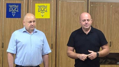 Ігор Крохмаль з новим керівником Чернівціводоканал Володимиром Антоненком