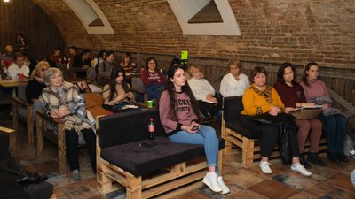 "Ми почали вигравати інформаційну віну". Письменник Андрій Бондар зустрівся з кропивничанами "Ми почали вигравати інформаційну віну". Письменник Андрій Бондар зустрівся з кропивничанами