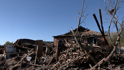 "Діти гинуть. За що вони вмирають?": як після обстрілу оговтуються жителі Лизунівки на Чернігівщині, де загинув підліток