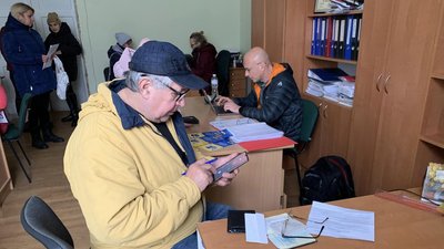 У громаді на Тернопільщині переселенці отримали майже півтора мільйона гривень допомоги У громаді на Тернопільщині переселенці отримали майже півтора мільйона гривень допомоги
