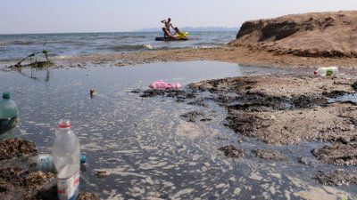 На дні моря в Одесі лишилися фрагменти танкера Delfi – еколог