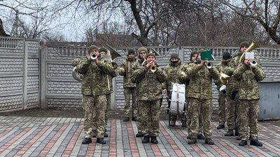 У Черкасах попрощались із військовим, який загинув під Яготином У Черкасах попрощались із військовим, який загинув під Яготином