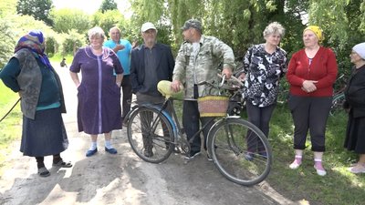 На Житомирщині жителі Мирополя протестують проти будівництва сміттєпереробного заводу На Житомирщині жителі Мирополя протестують проти будівництва сміттєпереробного заводу