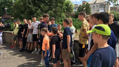 У Тернополі зустріли бронзового призер Чемпіонату Європи з греко-римської боротьби Максим Радик У Тернополі зустріли бронзового призер Чемпіонату Європи з греко-римської боротьби Максим Радик