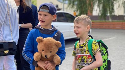 Сім багатодітних сімей з Одеси поїхали до столиці Швейцарії Сім багатодітних сімей з Одеси поїхали до столиці Швейцарії