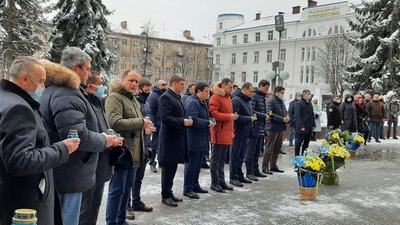 "Ніхто не збідніє від цього в Києві". Депутати райрад Прикарпаття хочуть 5 % ПДФО "Ніхто не збідніє від цього в Києві". Депутати райрад Прикарпаття хочуть 5 % ПДФО