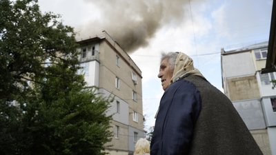 літня жінка, пожежа