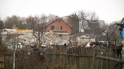Вже відновили близько сотні будинків, зруйнованих росіянами у Житомирі Вже відновили близько сотні будинків, зруйнованих росіянами у Житомирі