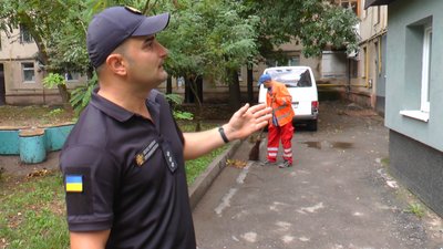 Двори Івано-Франківська недоступні для рятувальних служб