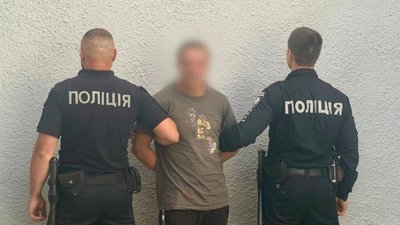 У Рахівському районі затримали чоловіка за підозрою у нападі на пенсіонерку