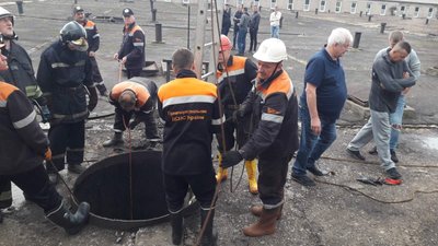 Затягнуло до насоса. На підприємстві "Кривбасводоканал" загинули троє працівників Затягнуло до насоса. На підприємстві "Кривбасводоканал" загинули троє працівників