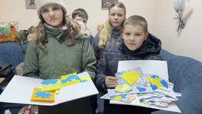 "Вони захищають нас і ризикують заради нас": як у Полтаві волонтери привітали бійців до Дня ЗСУ "Вони захищають нас і ризикують заради нас": як у Полтаві волонтери привітали бійців до Дня ЗСУ