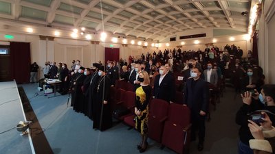 У Тернополі відбулася перша сесія міської ради восьмого скликання