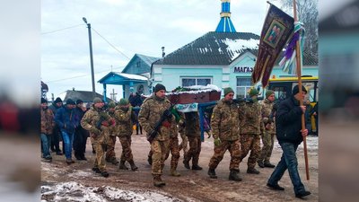 Загинув під час виконання бойового завдання: на Чернігівщині поховали захисника Ігоря Мовчана Загинув під час виконання бойового завдання: на Чернігівщині поховали захисника Ігоря Мовчана