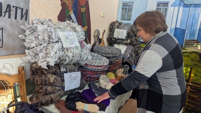 Совість тягне сюди
