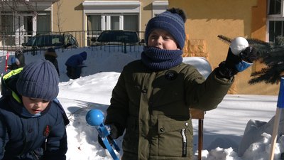 У Рівному триває конкурс серед дошкільнят на найдовшу та патріотично-креативну фортецю