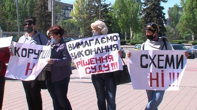 Мешканці гуртожитків Бердянська влаштували пікет у Запоріжжі
