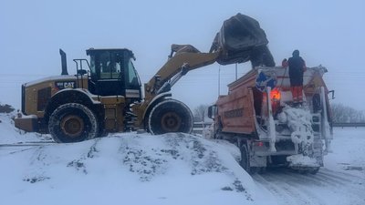 Зимове прибирання доріг 