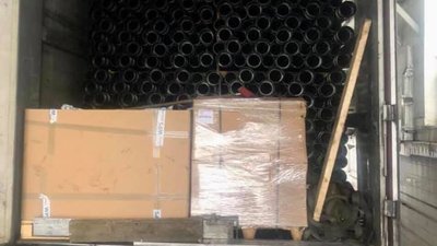 Волинські митники вилучили партію ламп і труб на 730 тисяч гривень