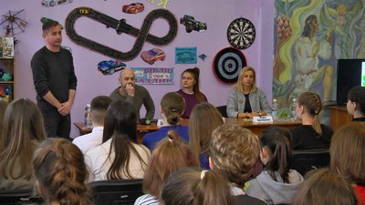 На Луганщині відзначили Всесвітній день письменника
