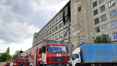 У Харкові — пожежа на території заводу "Комунар"