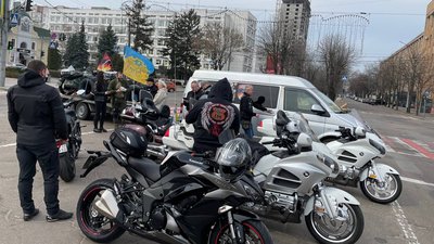 Байкери відкрили сезон допомогою ЗСУ Байкери відкрили сезон допомогою ЗСУ