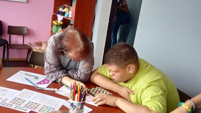 Попаснянський центр комплексної реабілітації для людей з інвалідністю "Лелека" евакуювався до Житомира Попаснянський центр комплексної реабілітації для людей з інвалідністю "Лелека" евакуювався до Житомира