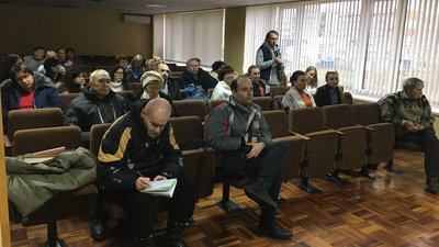 Книгу з оповіданнями про війну Владислава Івченка "Після 24-го" презентували в Сумах Книгу з оповіданнями про війну Владислава Івченка "Після 24-го" презентували в Сумах