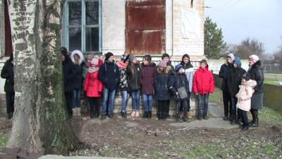 У Запорізькій області відкрили меморіальну дошку на честь засновника однієї з сільських шкіл