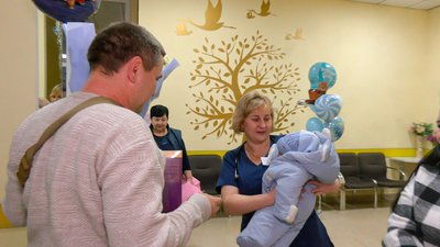 У Черкасах лікарі врятували породіллю та її передчасно народженого сина