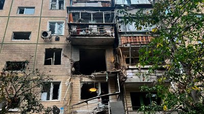 Нікопольщина, обстріли, російська армія, удар по багатоповерхівці, є жертви