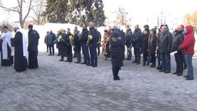 У Луцьку вшанували пам'ять Героїв Небесної сотні У Луцьку вшанували пам'ять Героїв Небесної сотні