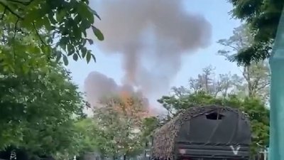 У Гвардійському пролунали вибухи, у небо піднявся стовп диму