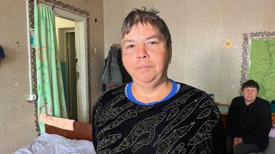 Волонтери з Кривого Рогу евакуювали чотирьох людей з Берислава на Херсонщині Волонтери з Кривого Рогу евакуювали чотирьох людей з Берислава на Херсонщині