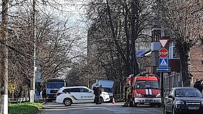 У Кам'янці правоохоронців повідомили про замінування приміщення суду